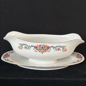 VTG TK Thun Czechoslovakia Gravy/Sauce Boat with Attached Plate Porcelain